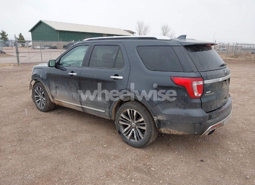 Photo 3 of 2017 Ford Explorer PLATINUM (VIN 1FM5K8HT2HGC13978)