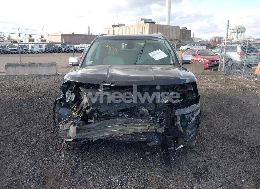 Photo 12 of 2017 Ford Explorer PLATINUM (VIN 1FM5K8HT2HGD61631)