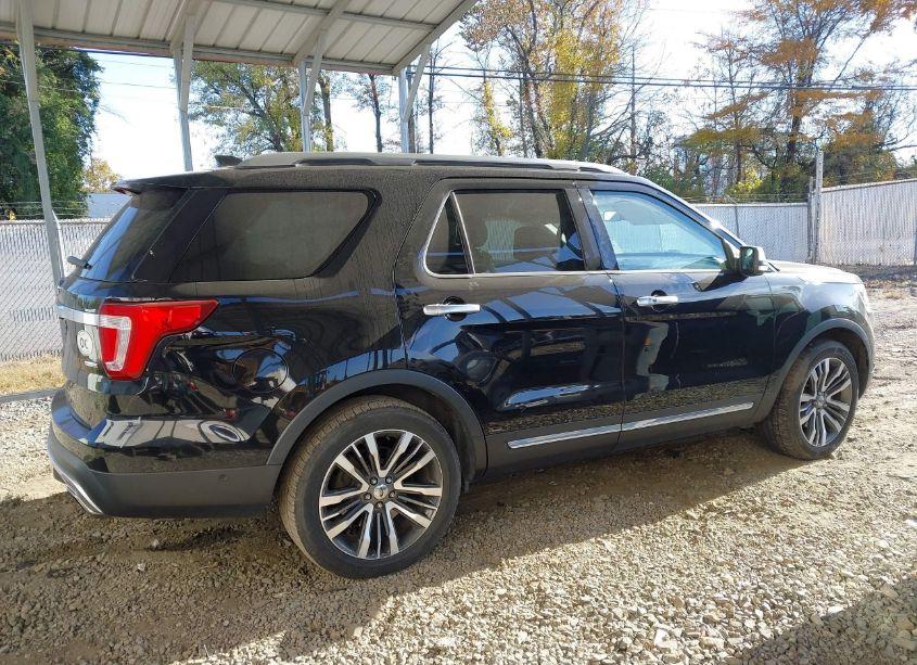 Photo 13 of 2017 Ford Explorer PLATINUM (VIN 1FM5K8HT2HGE07619)