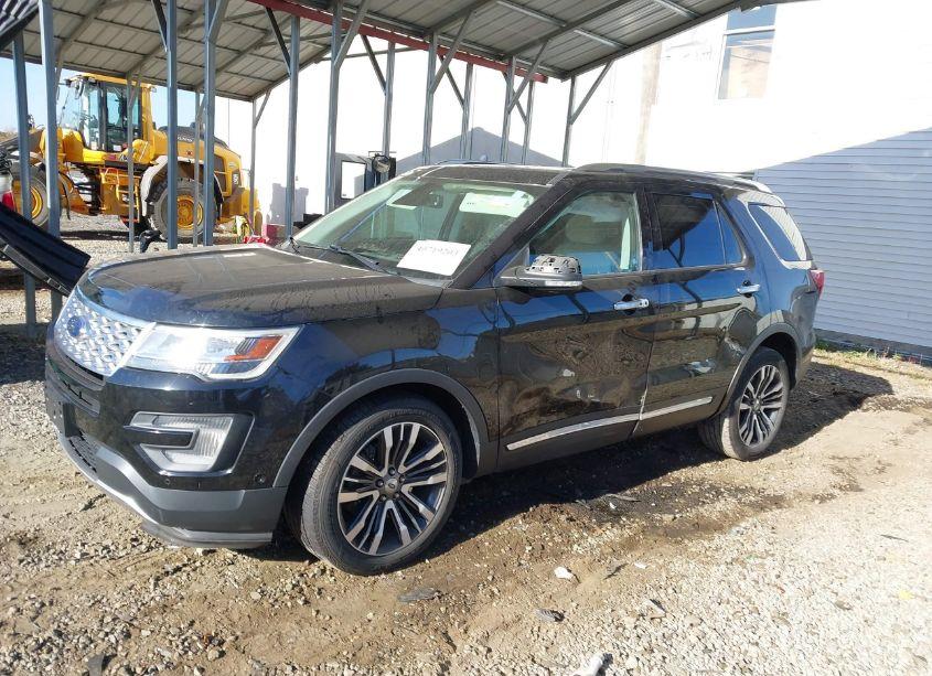 Photo 2 of 2017 Ford Explorer PLATINUM (VIN 1FM5K8HT2HGE07619)