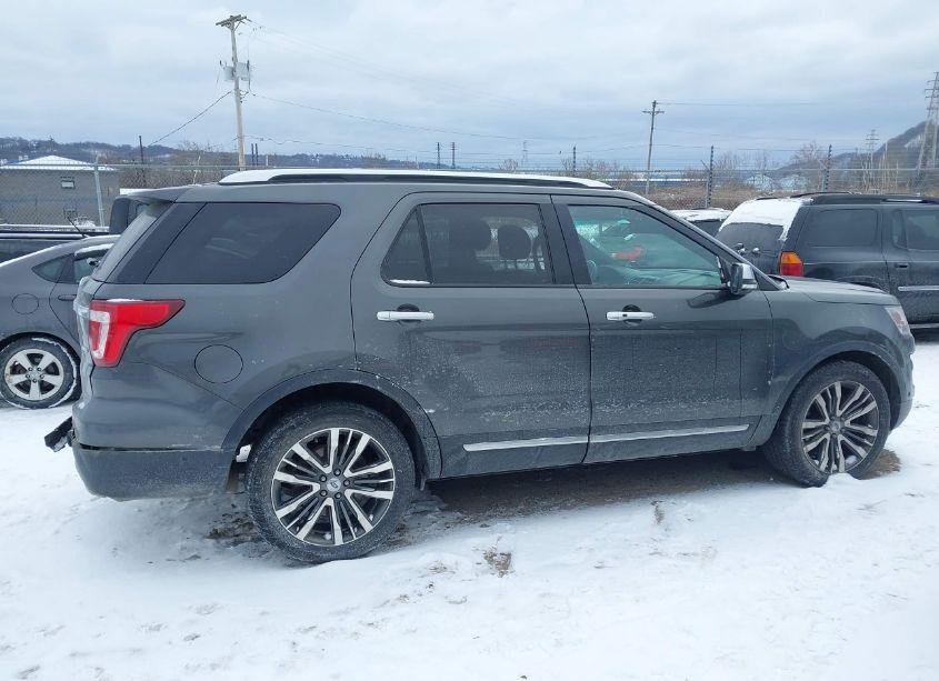 Photo 13 of 2016 Ford Explorer PLATINUM (VIN 1FM5K8HT3GGC55896)