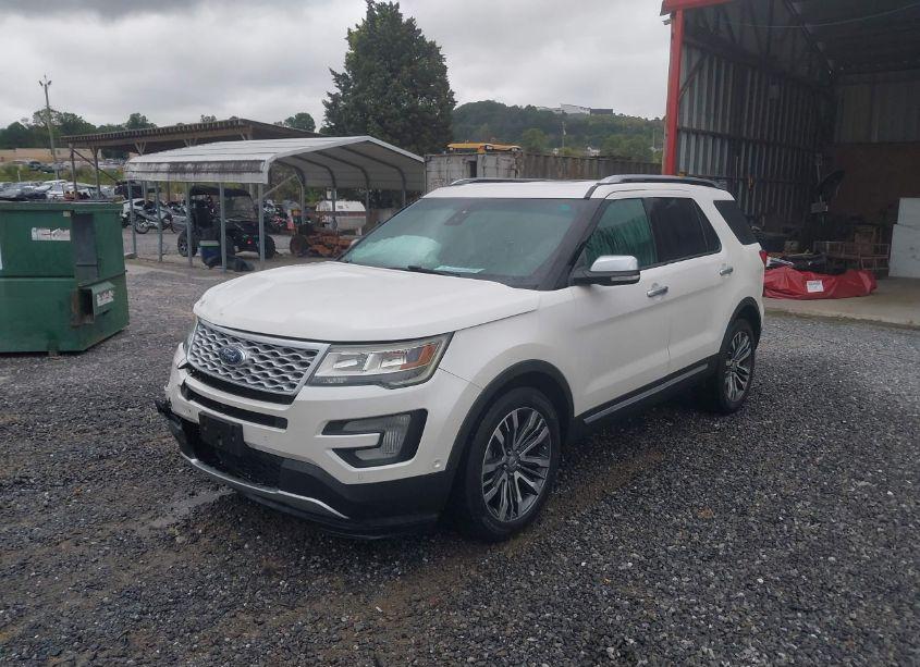 Photo 2 of 2016 Ford Explorer PLATINUM (VIN 1FM5K8HT3GGC65893)