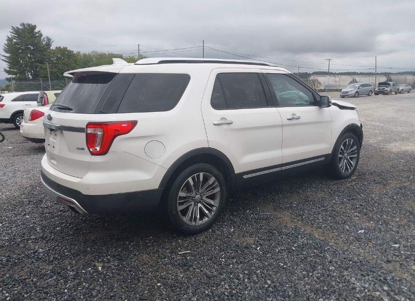 Photo 4 of 2016 Ford Explorer PLATINUM (VIN 1FM5K8HT3GGC65893)