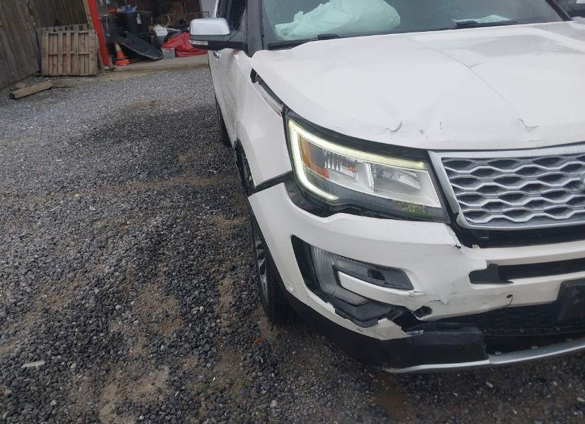 Photo 6 of 2016 Ford Explorer PLATINUM (VIN 1FM5K8HT3GGC65893)