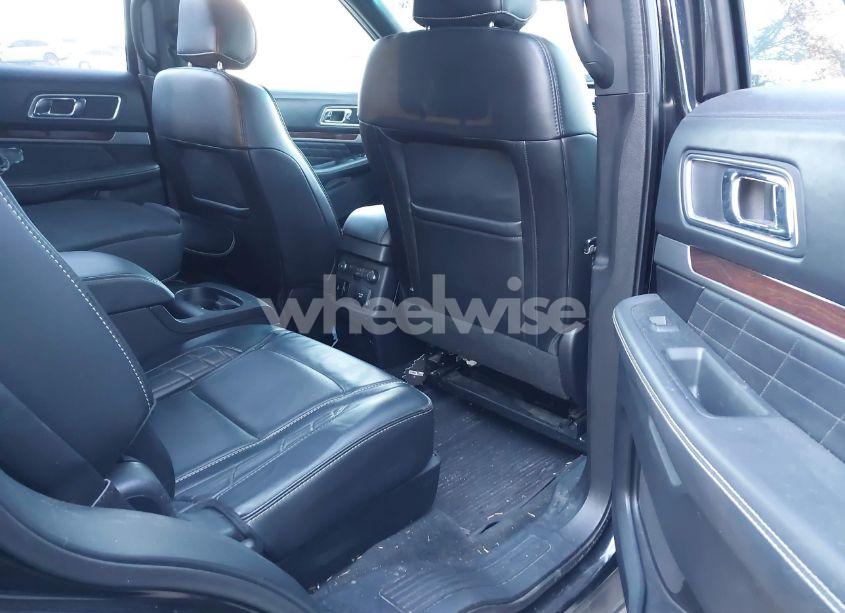 Photo 8 of 2016 Ford Explorer PLATINUM (VIN 1FM5K8HT4GGC79589)