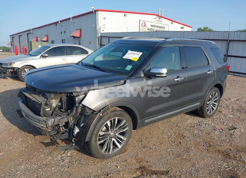 Photo 2 of 2017 Ford Explorer PLATINUM (VIN 1FM5K8HT4HGA07805)