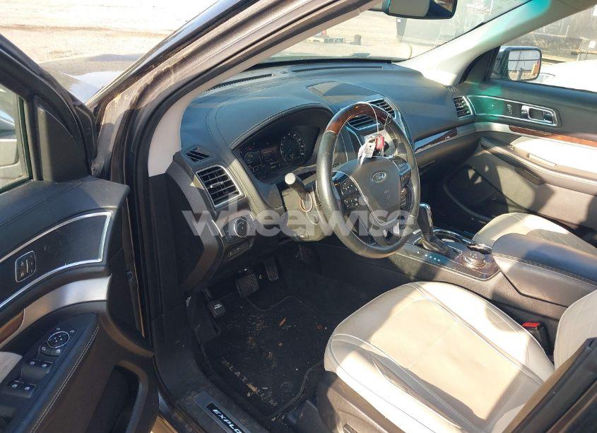 Photo 21 of 2017 Ford Explorer PLATINUM (VIN 1FM5K8HT4HGA07805)