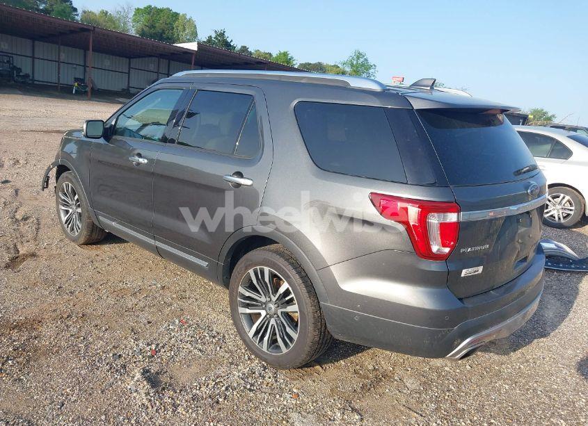 Photo 3 of 2017 Ford Explorer PLATINUM (VIN 1FM5K8HT4HGA07805)