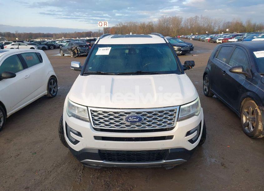 Photo 12 of 2017 Ford Explorer PLATINUM (VIN 1FM5K8HT4HGA57815)