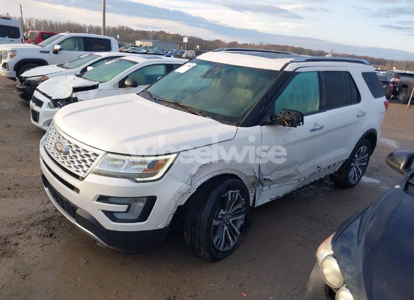 Photo 2 of 2017 Ford Explorer PLATINUM (VIN 1FM5K8HT4HGA57815)