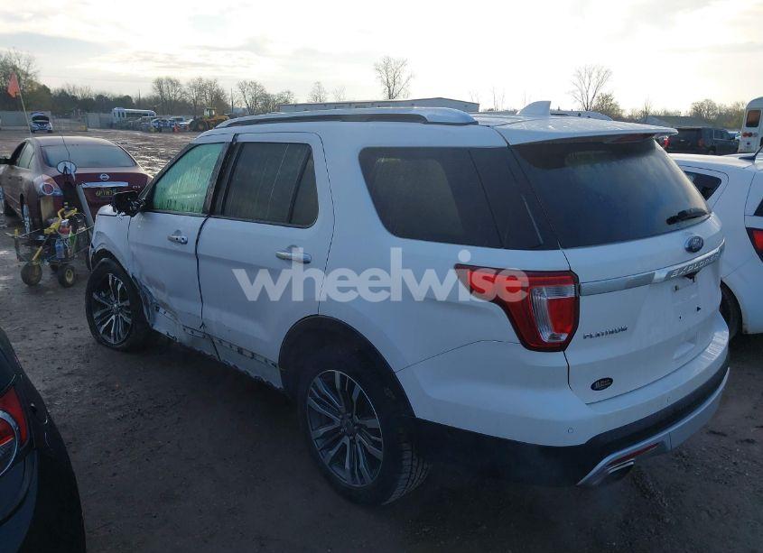 Photo 3 of 2017 Ford Explorer PLATINUM (VIN 1FM5K8HT4HGA57815)