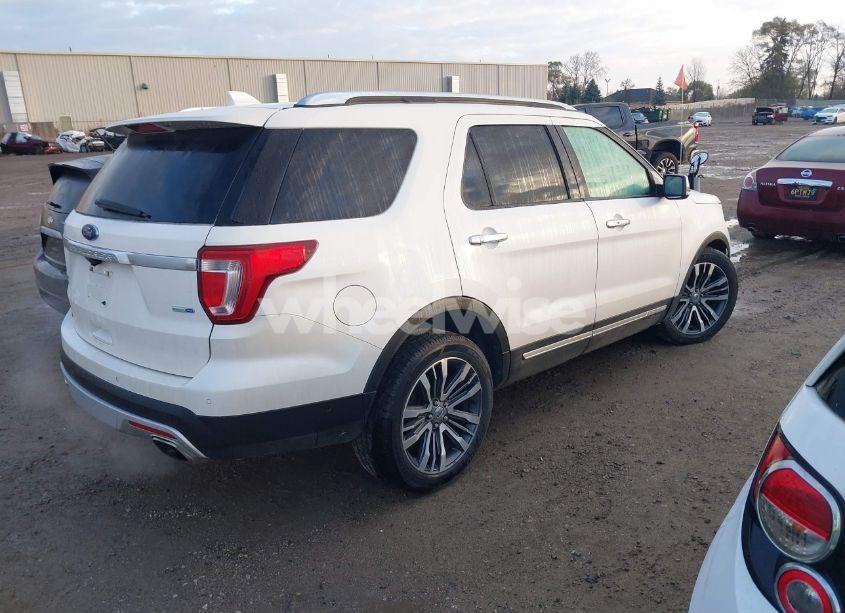 Photo 4 of 2017 Ford Explorer PLATINUM (VIN 1FM5K8HT4HGA57815)