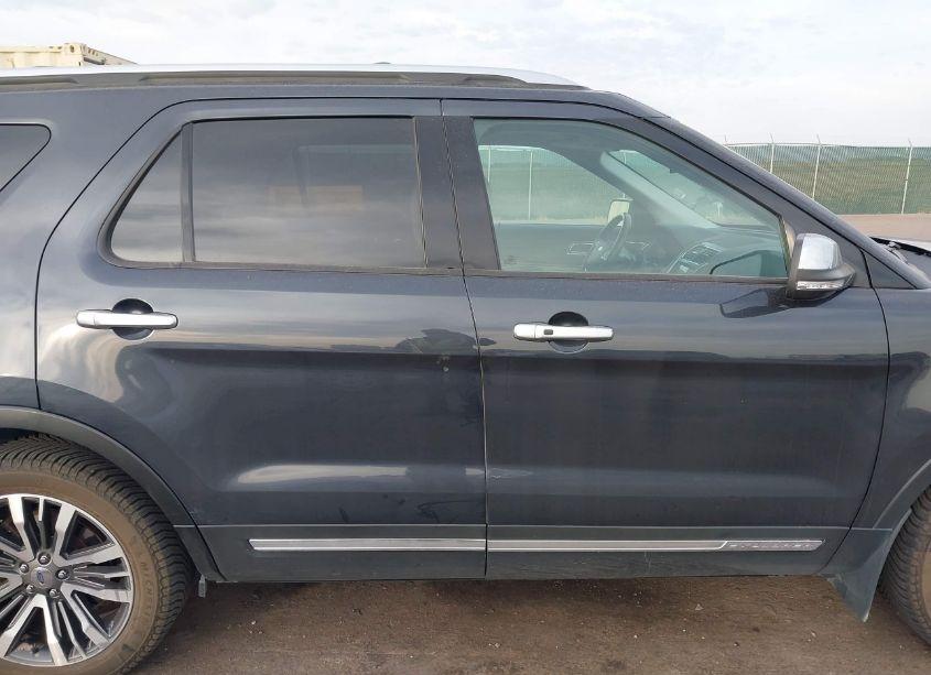 Photo 14 of 2017 Ford Explorer PLATINUM (VIN 1FM5K8HT4HGD02970)