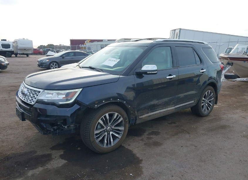 Photo 2 of 2017 Ford Explorer PLATINUM (VIN 1FM5K8HT4HGD02970)