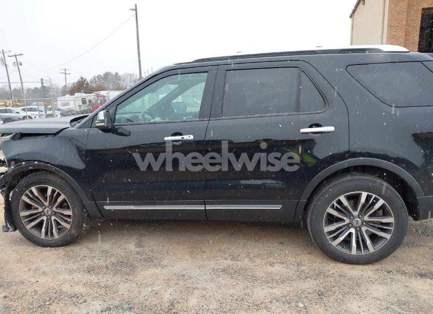 Photo 15 of 2017 Ford Explorer PLATINUM (VIN 1FM5K8HT4HGD71979)