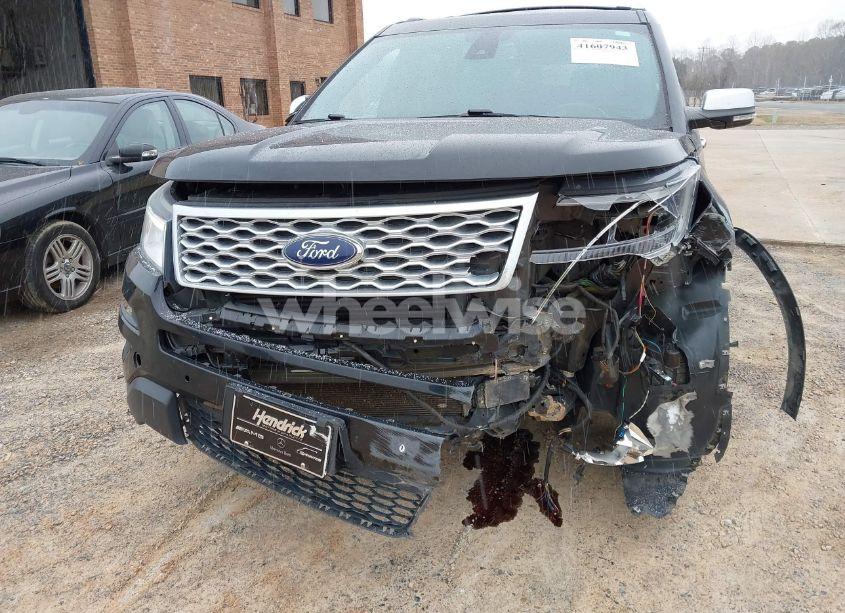 Photo 6 of 2017 Ford Explorer PLATINUM (VIN 1FM5K8HT4HGD71979)