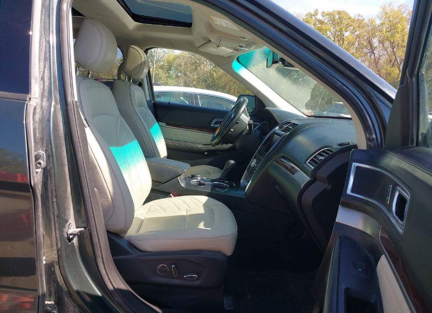 Photo 5 of 2016 Ford Explorer PLATINUM (VIN 1FM5K8HT5GGC99866)