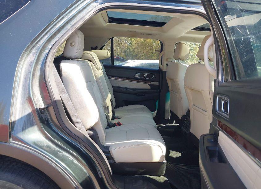 Photo 8 of 2016 Ford Explorer PLATINUM (VIN 1FM5K8HT5GGC99866)
