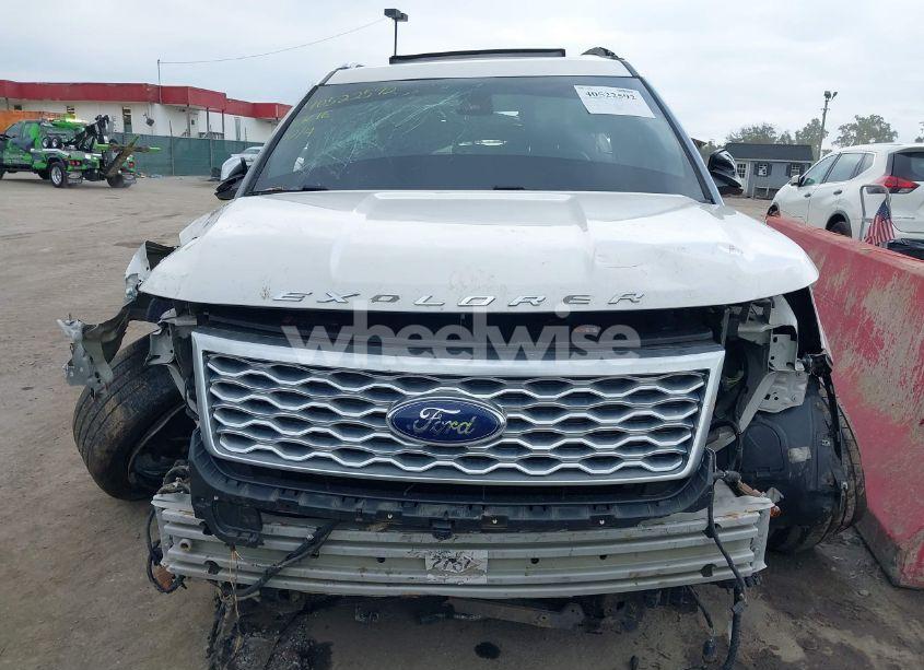 Photo 13 of 2017 Ford Explorer PLATINUM (VIN 1FM5K8HT5HGA67429)