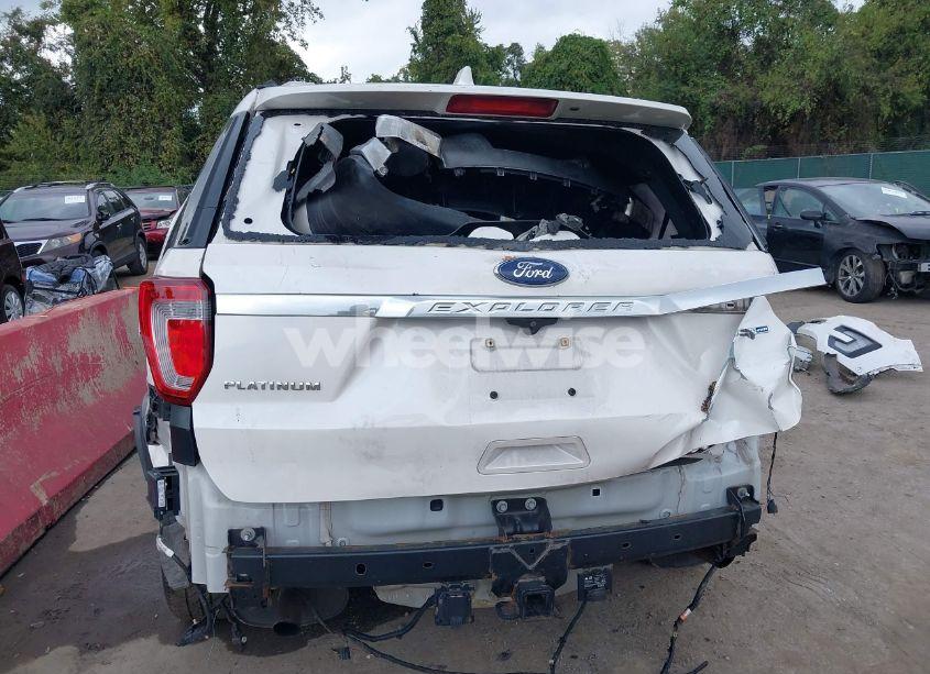 Photo 17 of 2017 Ford Explorer PLATINUM (VIN 1FM5K8HT5HGA67429)