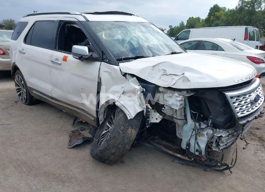 Photo 6 of 2017 Ford Explorer PLATINUM (VIN 1FM5K8HT5HGA67429)