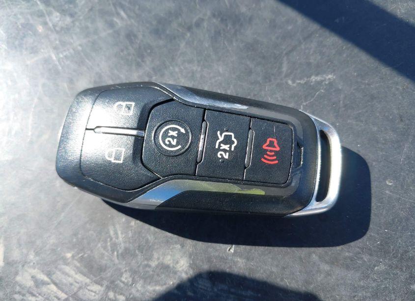 Photo 11 of 2017 Ford Explorer PLATINUM (VIN 1FM5K8HT5HGA94128)