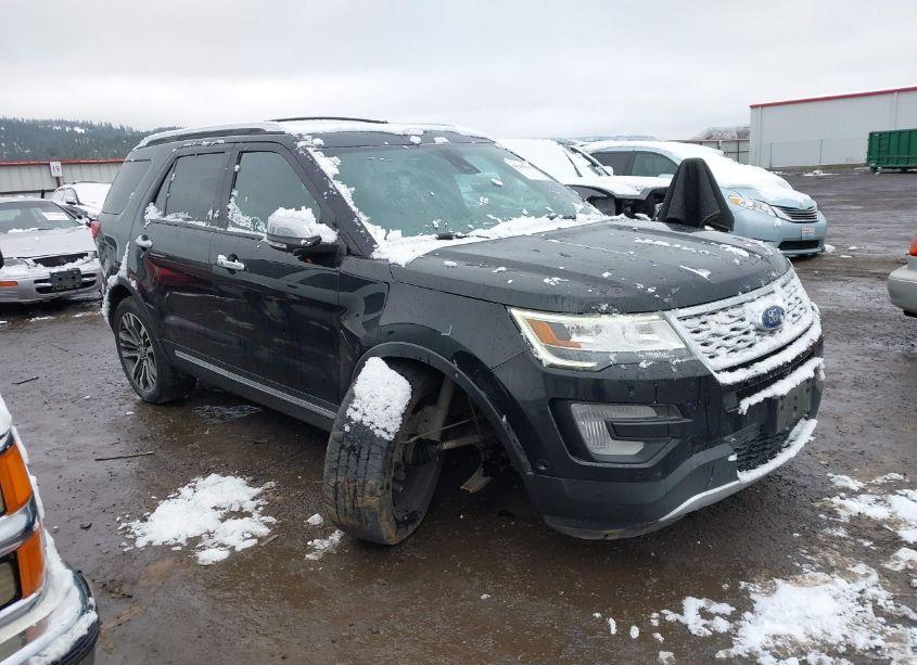 2017 Ford Explorer PLATINUM (VIN 1FM5K8HT5HGD21978) main photo