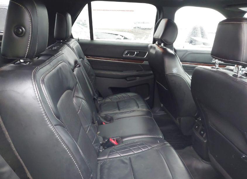 Photo 8 of 2017 Ford Explorer PLATINUM (VIN 1FM5K8HT5HGD21978)
