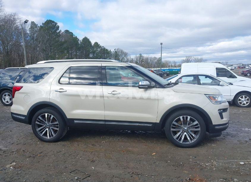 Photo 13 of 2018 Ford Explorer PLATINUM (VIN 1FM5K8HT5JGA24019)