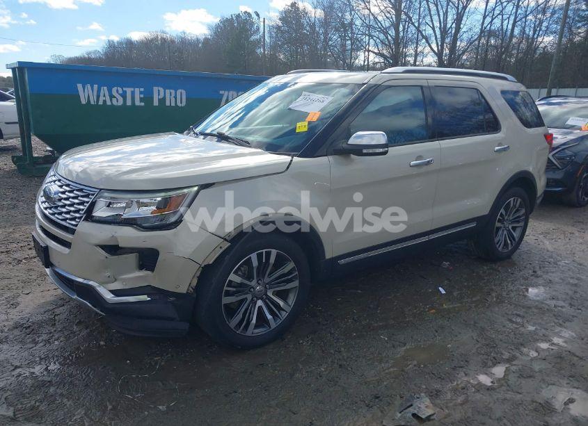 Photo 2 of 2018 Ford Explorer PLATINUM (VIN 1FM5K8HT5JGA24019)