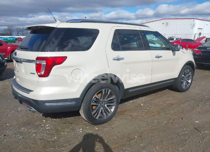Photo 4 of 2018 Ford Explorer PLATINUM (VIN 1FM5K8HT5JGA24019)