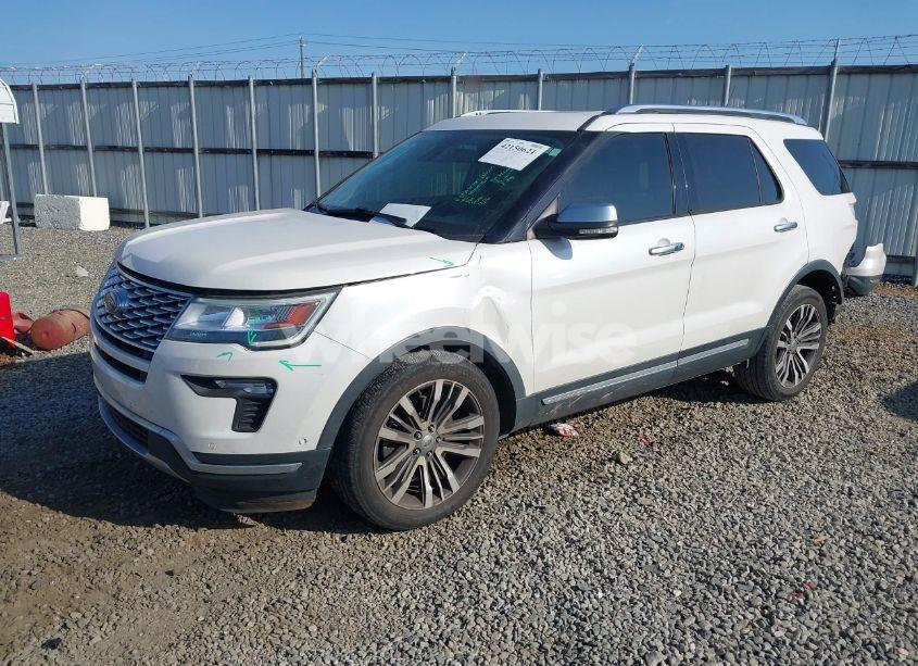 Photo 2 of 2019 Ford Explorer PLATINUM (VIN 1FM5K8HT5KGA58043)