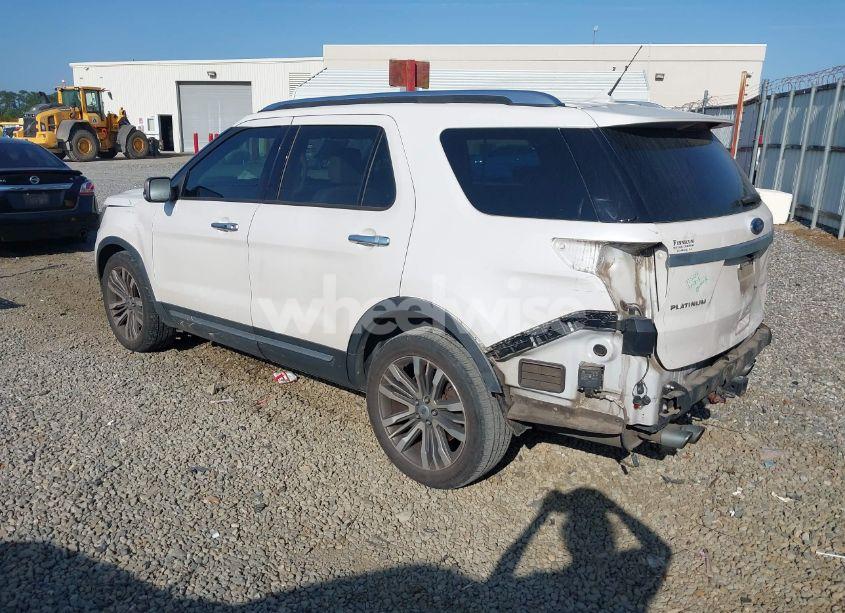 Photo 3 of 2019 Ford Explorer PLATINUM (VIN 1FM5K8HT5KGA58043)