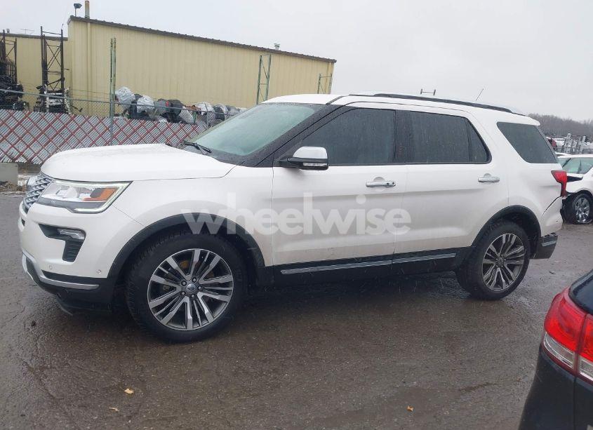Photo 14 of 2019 Ford Explorer PLATINUM (VIN 1FM5K8HT5KGA95707)