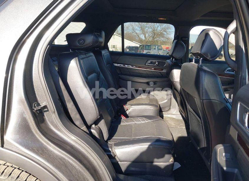 Photo 8 of 2016 Ford Explorer PLATINUM (VIN 1FM5K8HT6GGC21127)