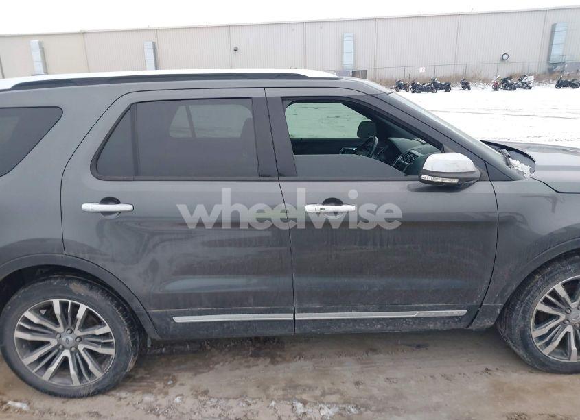 Photo 13 of 2017 Ford Explorer PLATINUM (VIN 1FM5K8HT6HGA46203)