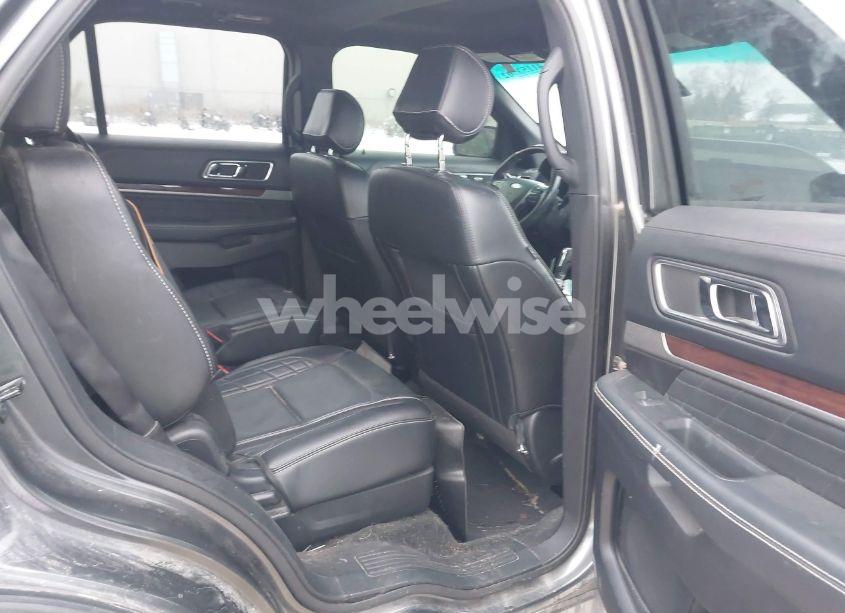 Photo 8 of 2017 Ford Explorer PLATINUM (VIN 1FM5K8HT6HGA46203)