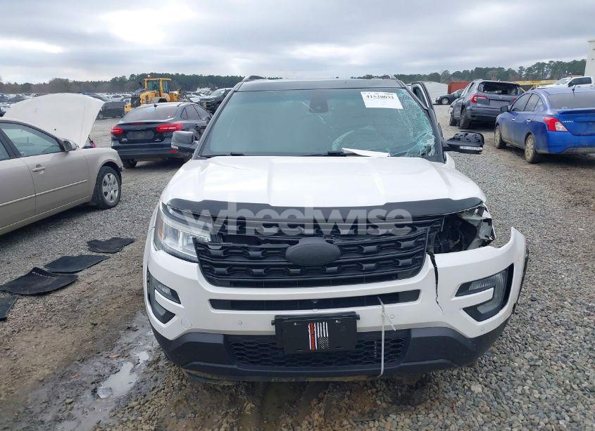 Photo 13 of 2016 Ford Explorer PLATINUM (VIN 1FM5K8HT7GGC02330)