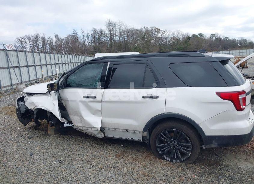 Photo 15 of 2016 Ford Explorer PLATINUM (VIN 1FM5K8HT7GGC02330)