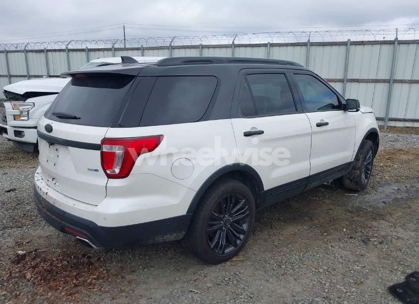 Photo 4 of 2016 Ford Explorer PLATINUM (VIN 1FM5K8HT7GGC02330)