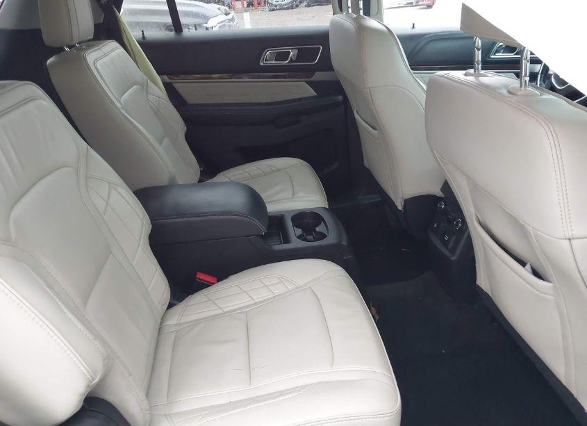 Photo 8 of 2016 Ford Explorer PLATINUM (VIN 1FM5K8HT7GGC55769)