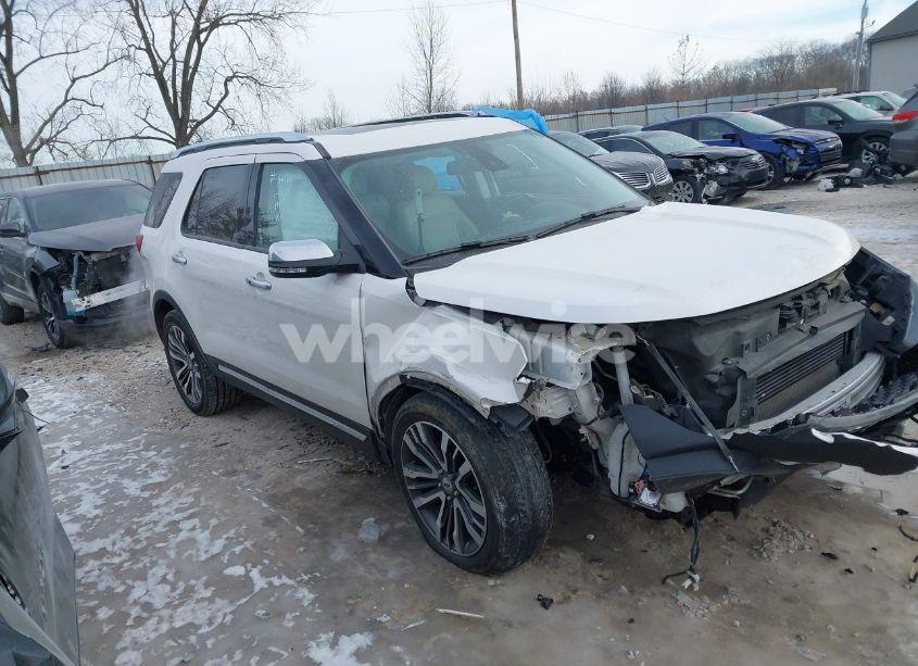 Photo 13 of 2017 Ford Explorer PLATINUM (VIN 1FM5K8HT7HGD63147)