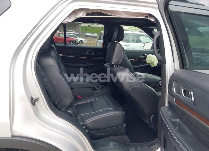 Photo 8 of 2019 Ford Explorer PLATINUM (VIN 1FM5K8HT7KGA06333)