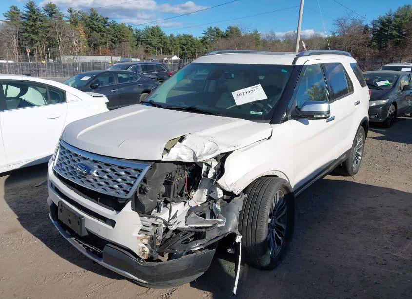 Photo 2 of 2016 Ford Explorer PLATINUM (VIN 1FM5K8HT8GGB25130)