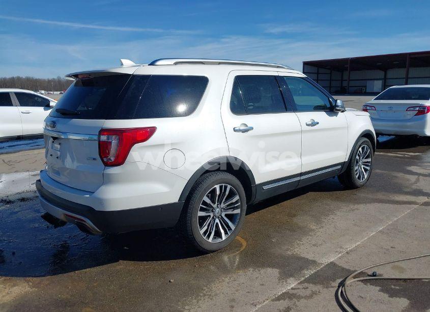 Photo 4 of 2016 Ford Explorer PLATINUM (VIN 1FM5K8HT8GGB71055)