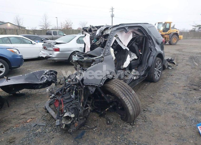 Photo 2 of 2016 Ford Explorer PLATINUM (VIN 1FM5K8HT9GGC39119)