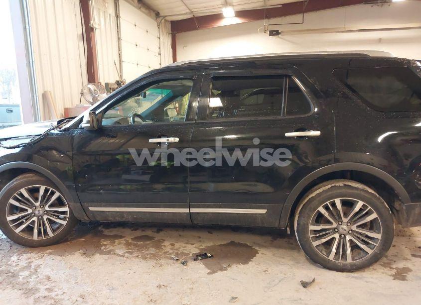 Photo 14 of 2016 Ford Explorer PLATINUM (VIN 1FM5K8HT9GGD25403)