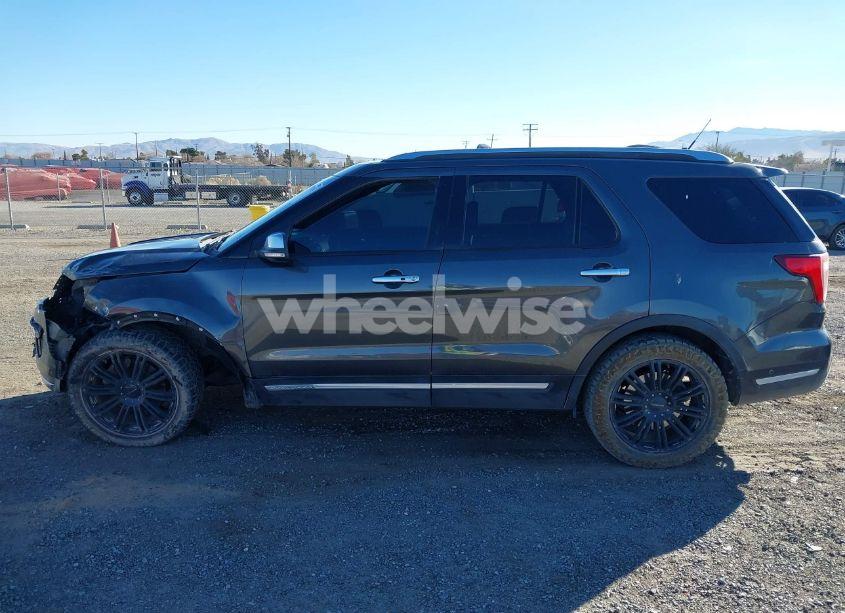 Photo 14 of 2019 Ford Explorer PLATINUM (VIN 1FM5K8HT9KGA46820)