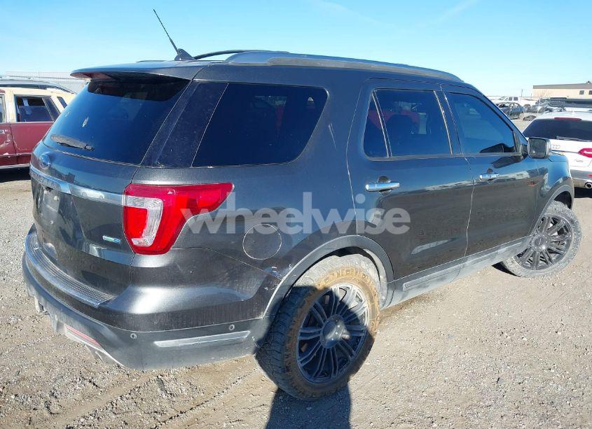Photo 4 of 2019 Ford Explorer PLATINUM (VIN 1FM5K8HT9KGA46820)