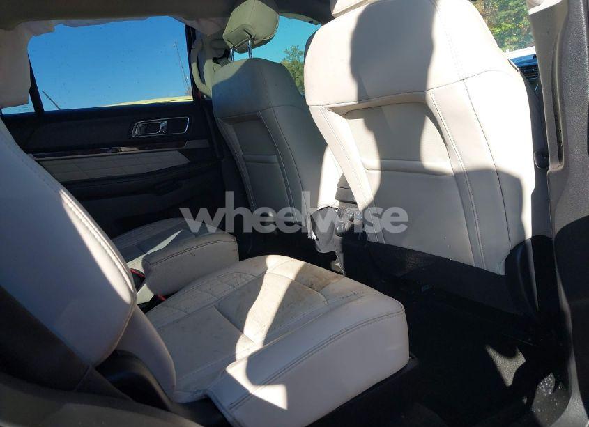 Photo 8 of 2016 Ford Explorer PLATINUM (VIN 1FM5K8HTXGGB58226)